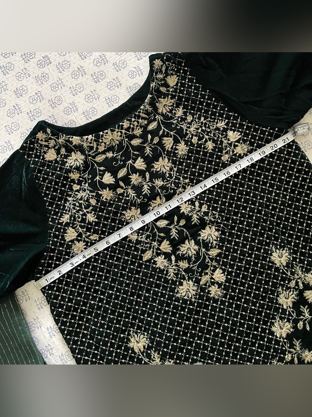 NEW Velvet Heavily Embroidered Salwar Kameez With Sequin Embellishments - Picture 10 of 12